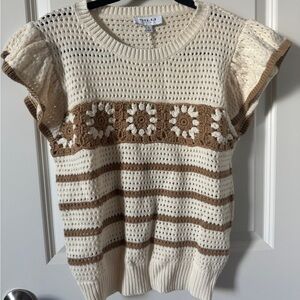 NWT Gilli Cream Knit Summer Sweater Size Small